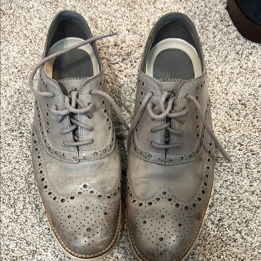 Men's Gray Brogue Shoes